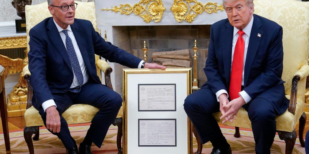 Trump minaccia sanzioni doganali alla Groenlandia: l'UE risponde e valuta le conseguenze