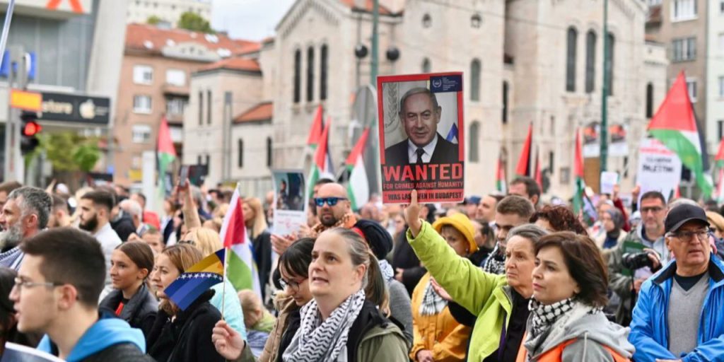 Proteste Globali contro gli Attacchi di Israele: la Comunità Internazionale si Mobilita per la Striscia di Gaza