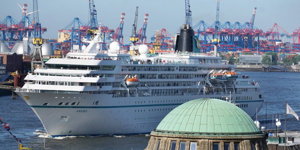 Megastar quasi nominato capitano di “Traumschiff”, ma un ostacolo lo impedisce