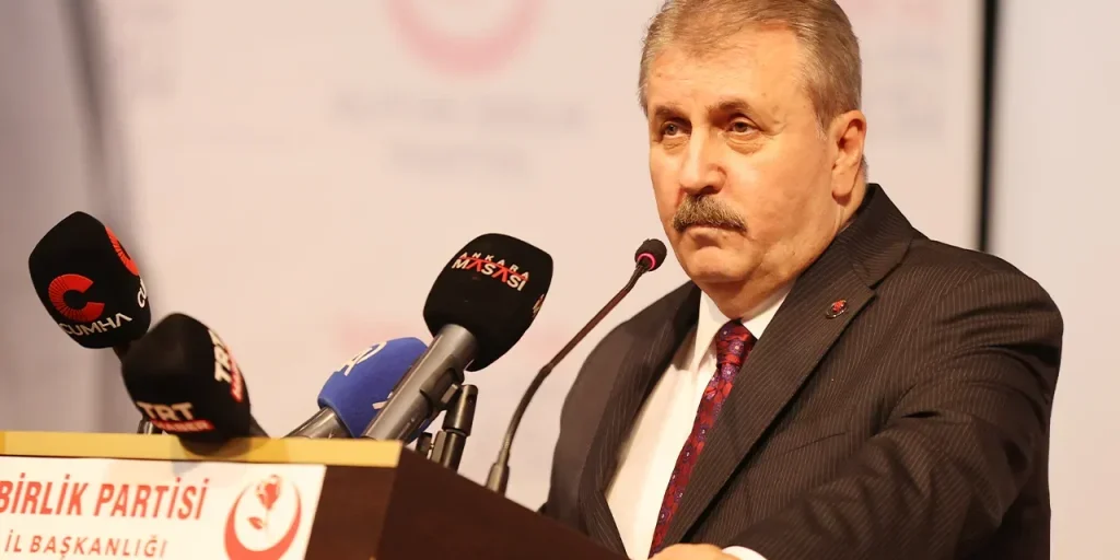 Presidente del BBP Destici propone di dare priorità ai sposati nelle assunzioni per preservare la nazione