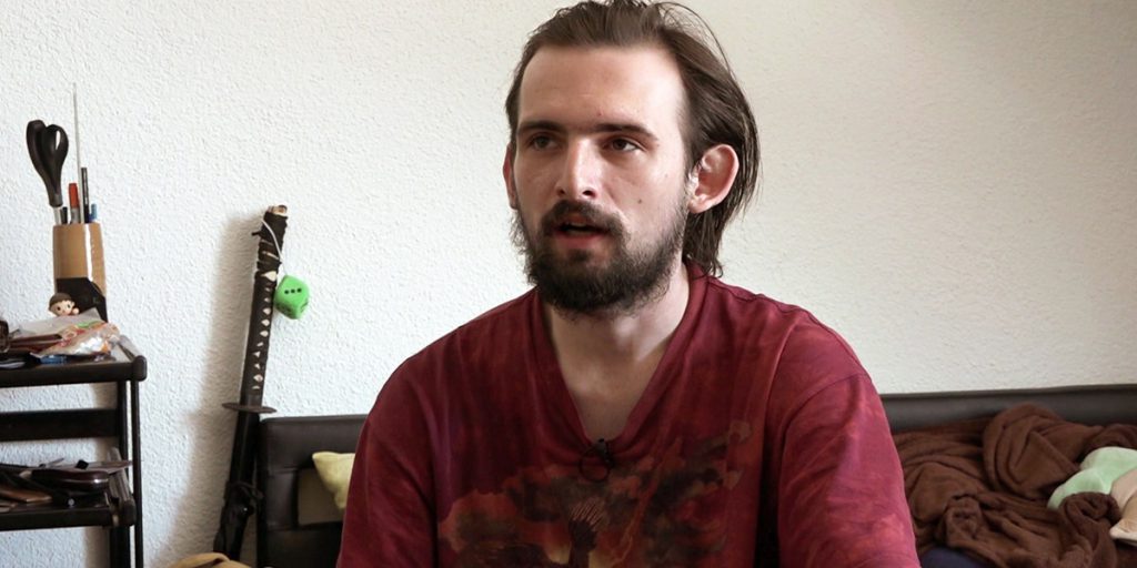 Beneficiario del Bürgergeld riceve un incremento di centinaia di euro.