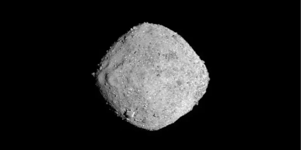 NASA trova molecole di zucchero sull’asteroide Bennu: indicazioni di chimica prebiotica nello spazio
