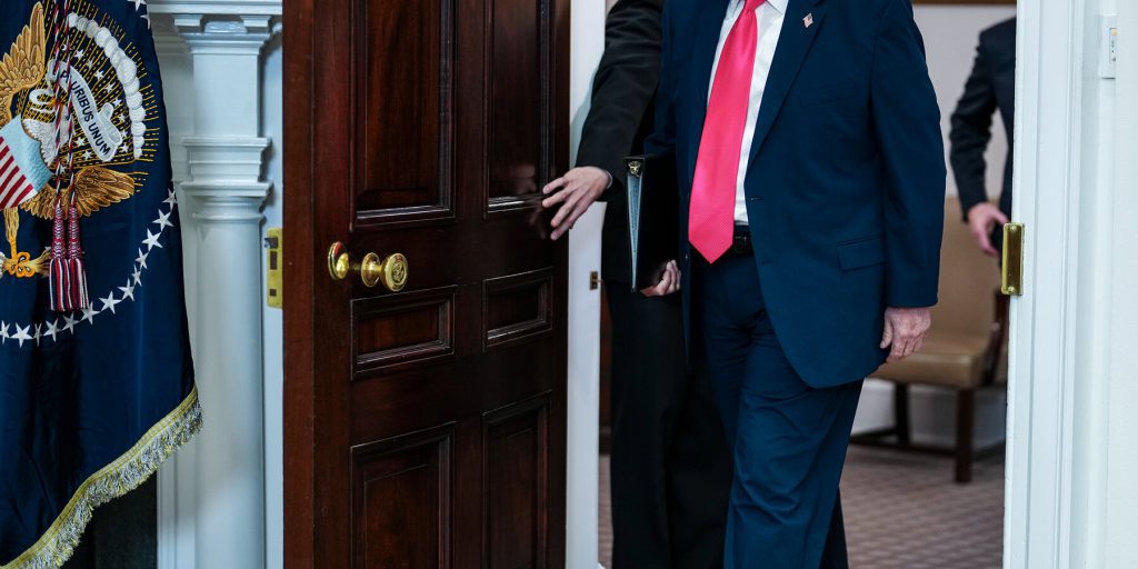 Trump e Biden: età, salute ed economia, problemi comuni