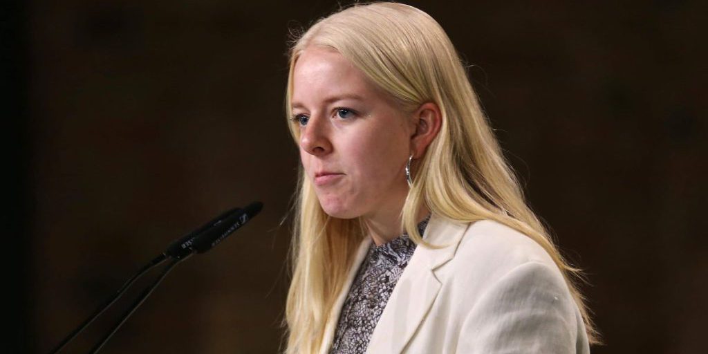 Accuse di Abuso di Potere Scuotono la Gioventù Verde: Il Caso Jette Nietzard e le Sue Implicazioni