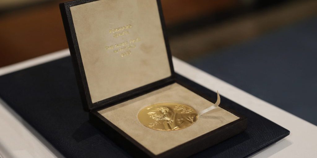 I Vincitori del Premio Nobel per la Medicina non Rispondono al Telefono: Cosa Sta Accadendo?