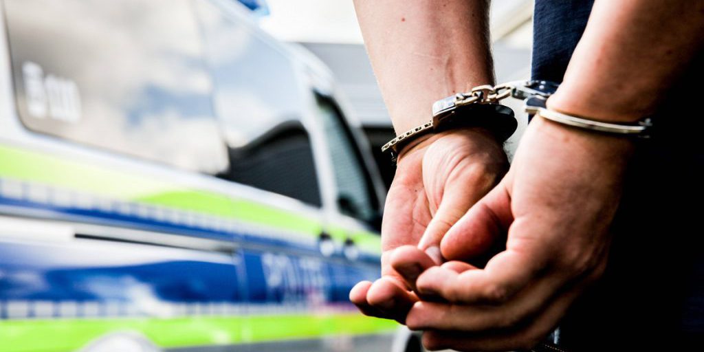 Uomo con intenzioni buone finisce in carcere a causa di un errore stupido: una storia inaspettata nel Nord Reno-Westfalia