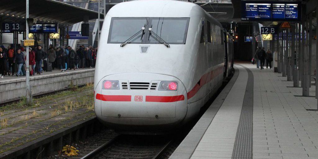 Nuovo programma treni Deutsche Bahn dal 14 dicembre: più collegamenti in NRW ma con limitazioni per lavori di costruzione
