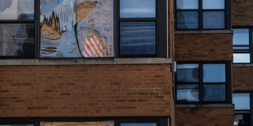 A Squalid Building, a Tip to the Feds, and Then ‘Straight-Up Chaos’