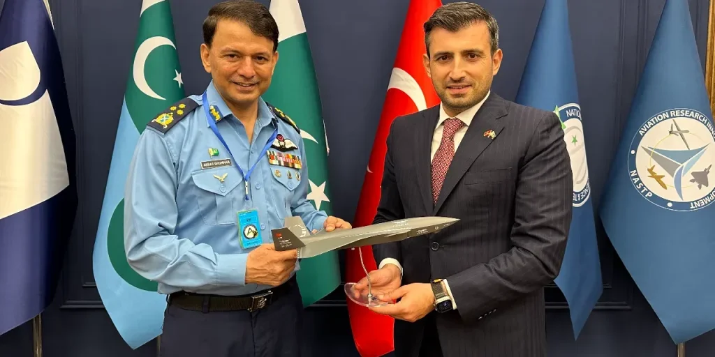 Turchia avvia la costruzione di un impianto di produzione di droni in Pakistan