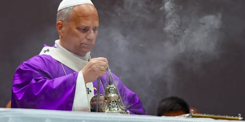 Papa Francesco visita Istanbul: incontro con il Patriarca greco e messa pubblica all'arena Volkswagen