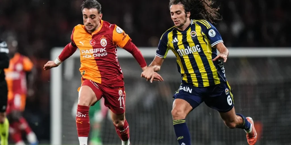 Galatasaray, Fenerbahçe e Samsunspor multati nel Turkcell Super Cup