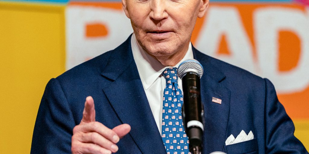 Joe Biden partecipa al primo evento della sua biblioteca presidenziale