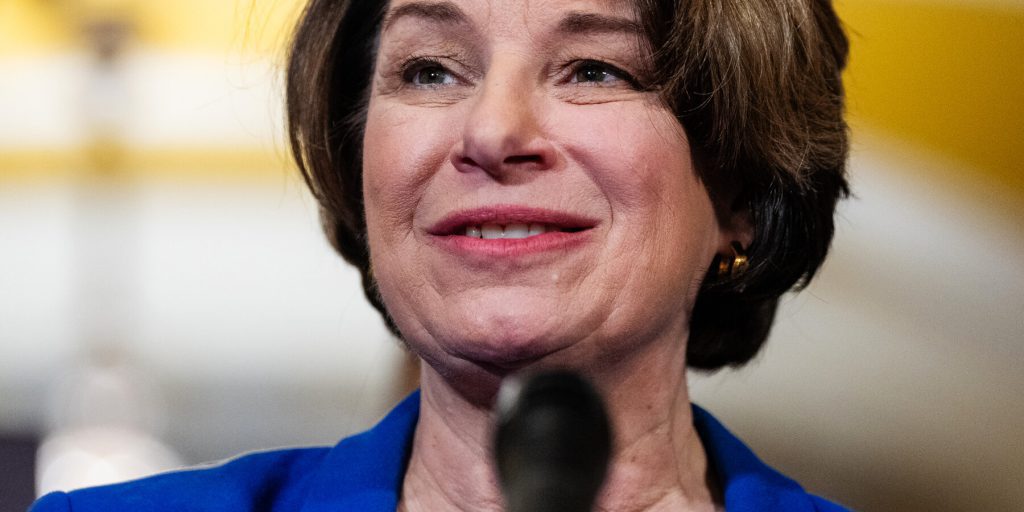 Amy Klobuchar avvia la candidatura per governatore del Minnesota