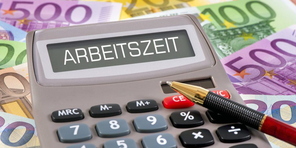 Proposta di settimana lavorativa più breve: benefici e rischi da considerare