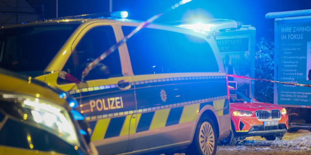 Ragazzo di 14 anni trovato morto vicino a un lago in North Rhine-Westphalia