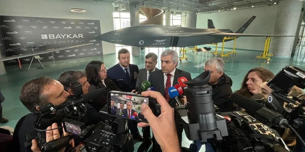 Ministro portoghese Nuno Melo elogia Baykar durante visita in Turchia