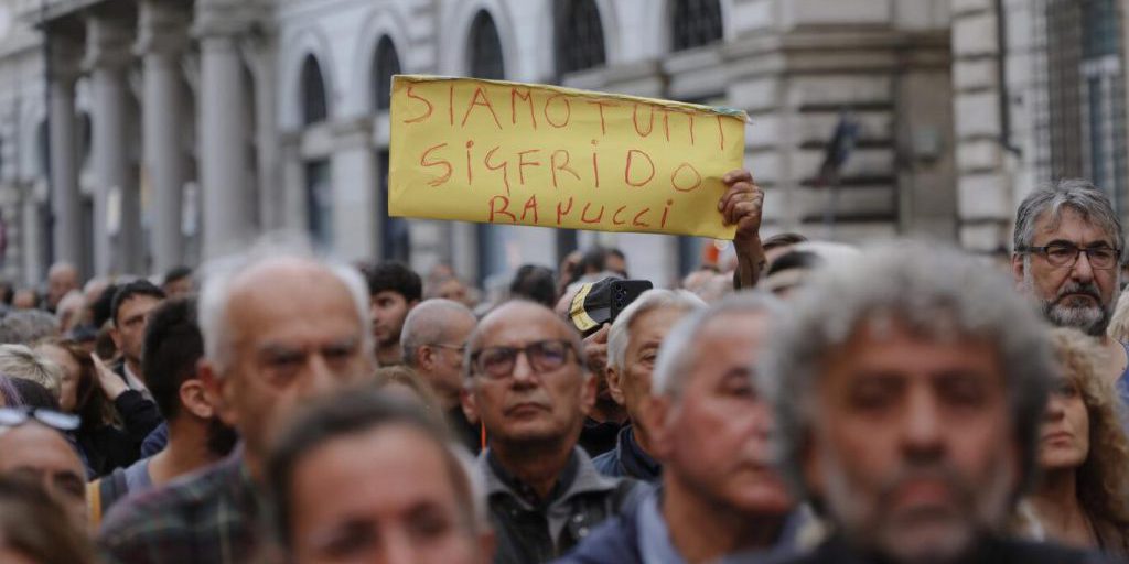 Attentato a Sigfrido Ranucci: la libertà di stampa in pericolo in Italia