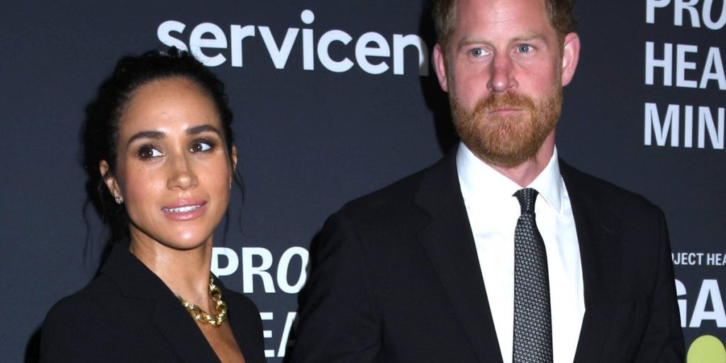 Prince Harry e Meghan Markle licenziano dipendenti poco prima delle festività natalizie
