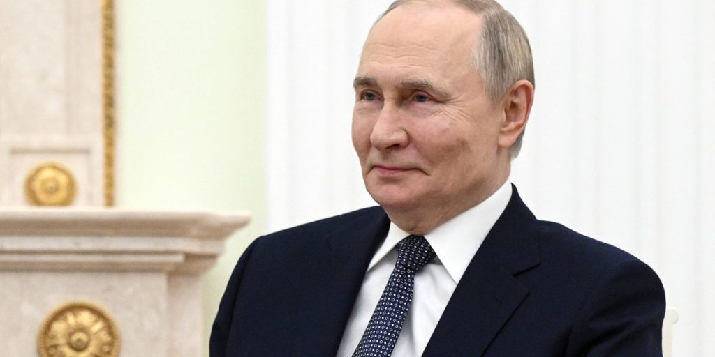 I video inscenati di Putin: una strategia di comunicazione per controllare l'immagine pubblica del leader russo