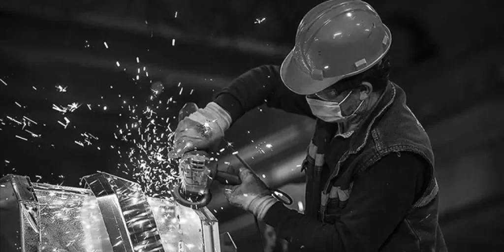 Nuovo obbligo di certificazione per 66 professioni a rischio in Turchia