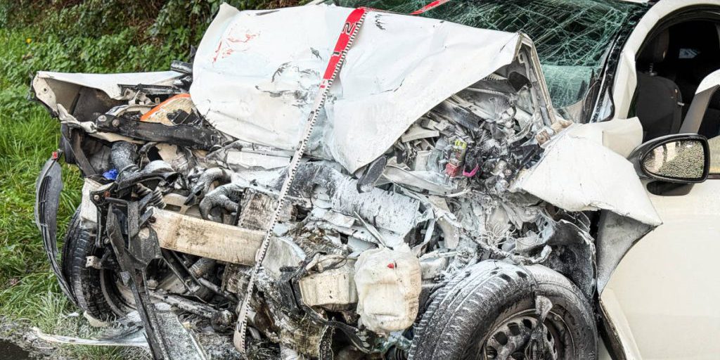 Incidente Stradale nel Ruhrgebiet: Un Giovane di 19 Anni Perde la Vita in un Tragico Evento