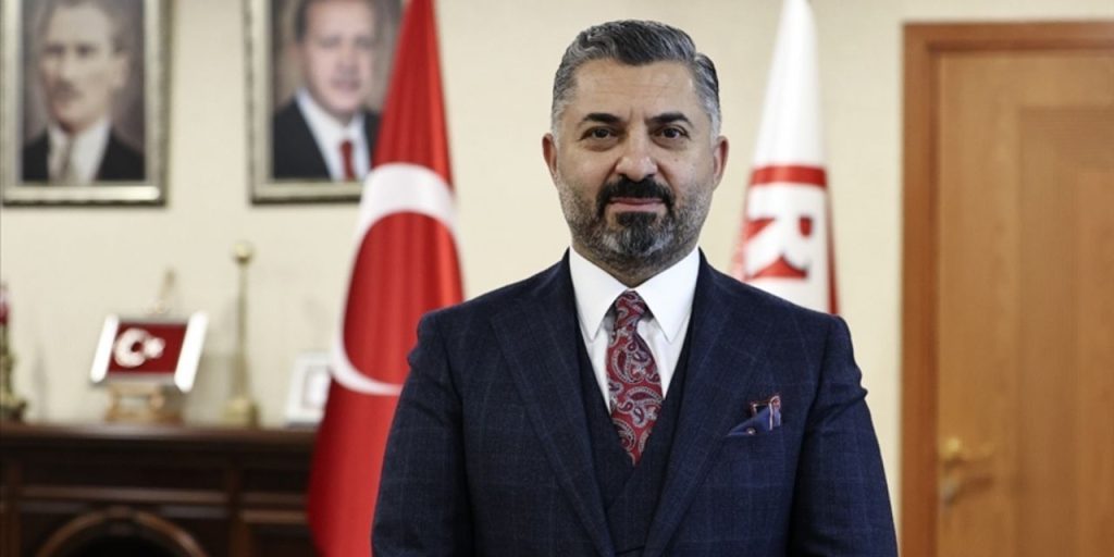 RTÜK Başkanlığı görevi sona eren Ebubekir Şahin, Türk Telekom'un yeni genel müdürü oldu