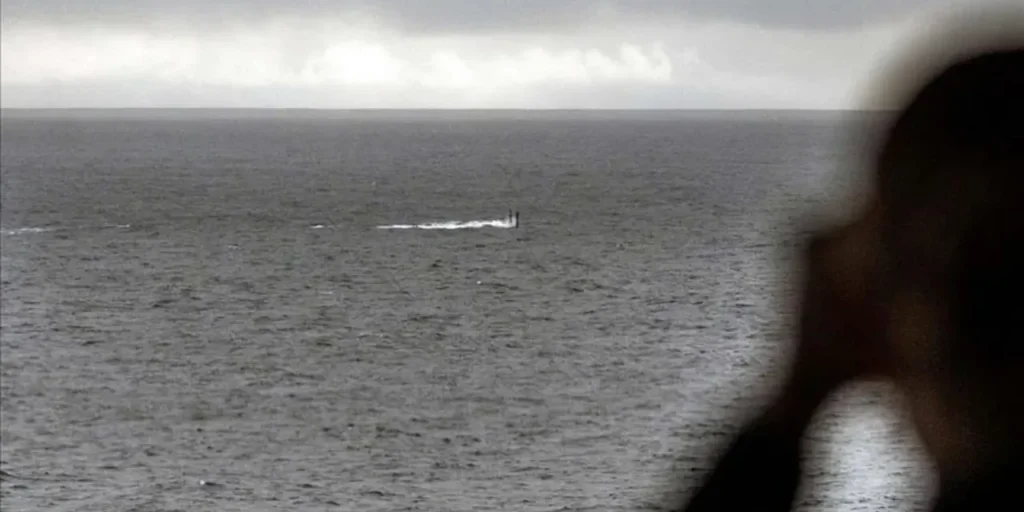 Laser russa in mare vicino al Regno Unito: tensione e risposta militare