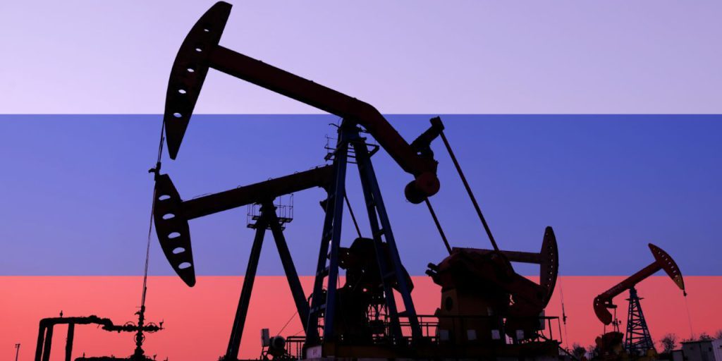 Rus petrolü alımında geri adım! En büyük tedarikçi yaptırımlara boyun eğdi