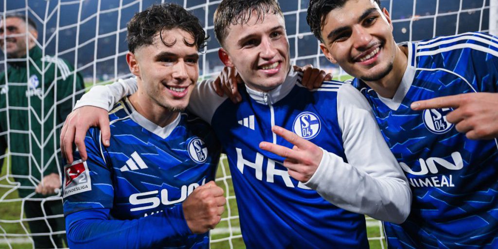 Schalke: giocatore rifiuta trasferimento, conferma volontà di rimanere