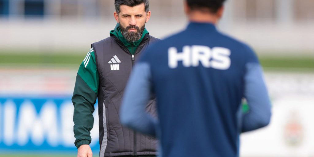 Difficoltà in vista per il FC Schalke 04: l'allenatore Muslic annuncia notizie negative per la squadra