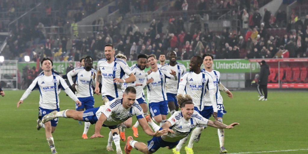 S04 in forma: vittoria 2‑0 a Düsseldorf sotto la guida di Miron Muslic