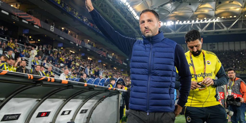 Dickes Statement! Ex-Schalke-Coach landet großen Erfolg