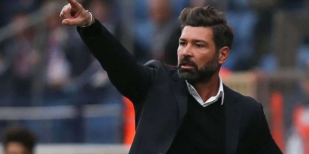 Sakaryaspor annuncia Hakan Kutlu come nuovo allenatore principale