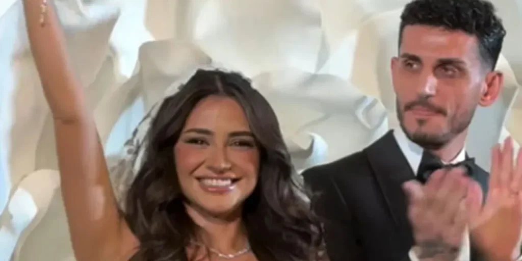 Samet Akaydin e Hazal Çağlar si sposano