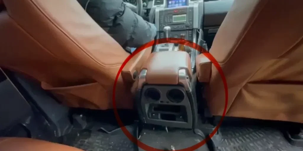 Operazione a Samsun: dispositivo “Zula” rivela stupefacenti e armi premendo il pulsante di pulizia