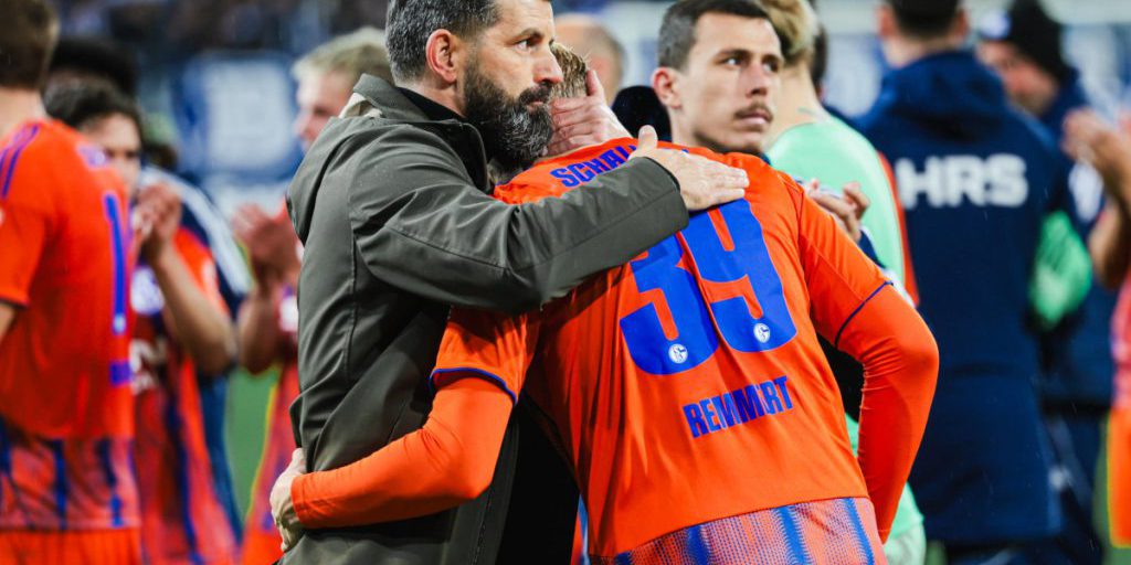 Il FC Schalke 04 subisce un colpo duro nonostante la vittoria contro la SV Elversberg