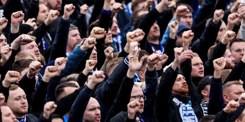 Tifosi di Schalke Causano Disordini a Dublino durante una Festa di Calcio