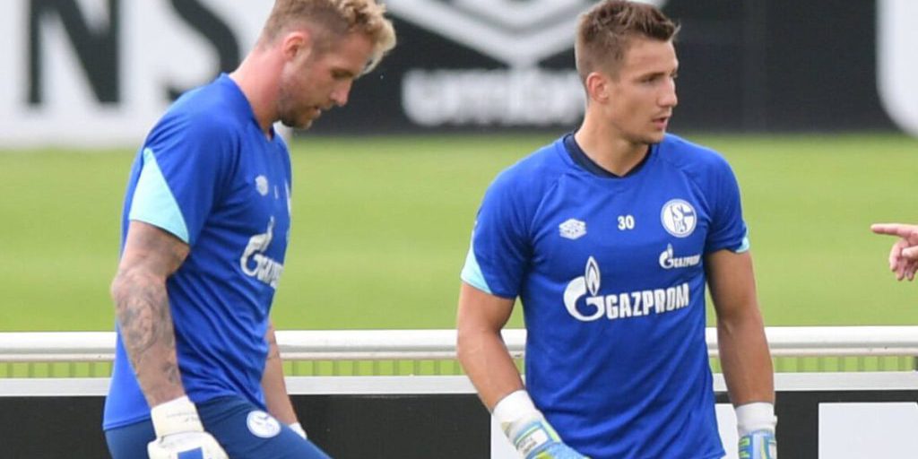 Addio a un eroe del calcio: il ritiro di un campione del Schalke 04 segna la fine di un'era per il club tedesco