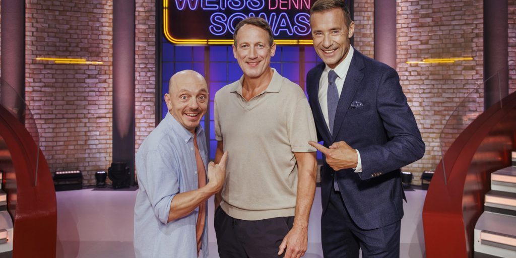 Wotan Wilke‑Möhring sorpreso e divertito in “Wer weiß denn sowas?”