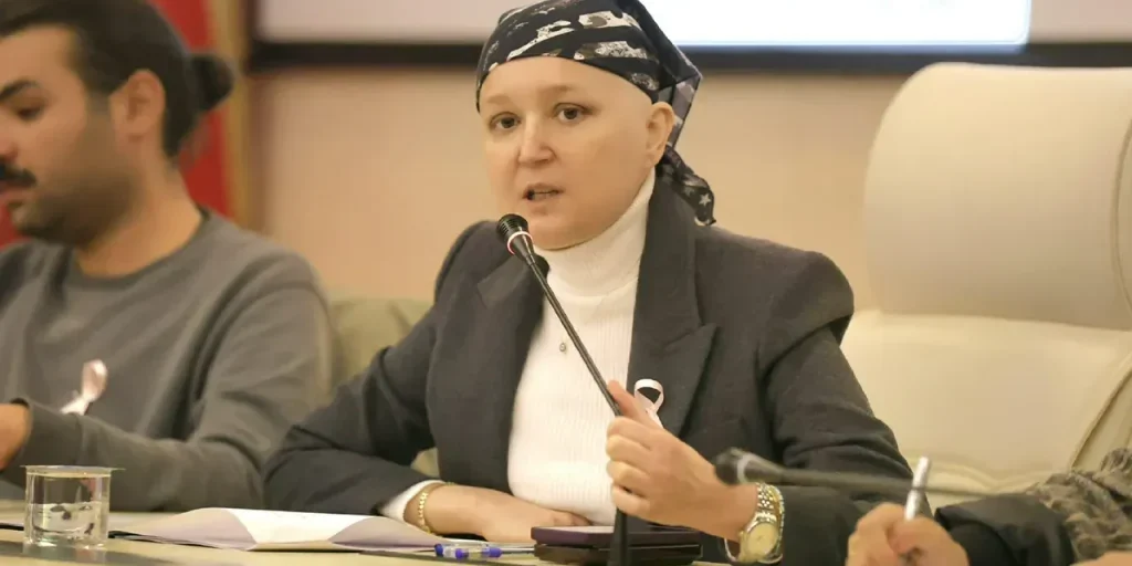 Sindaco di Şehzadeler in terapia intensiva dopo intervento chirurgico; visita del presidente del CHP