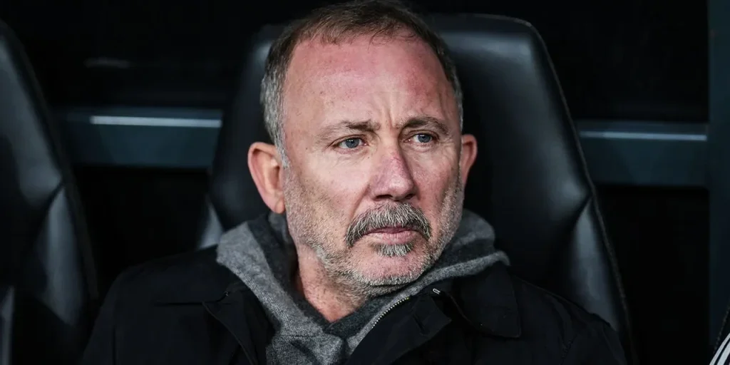 Sergen Yalçın avverte di una situazione seria dopo il pareggio 2‑2 con Gaziantep FK