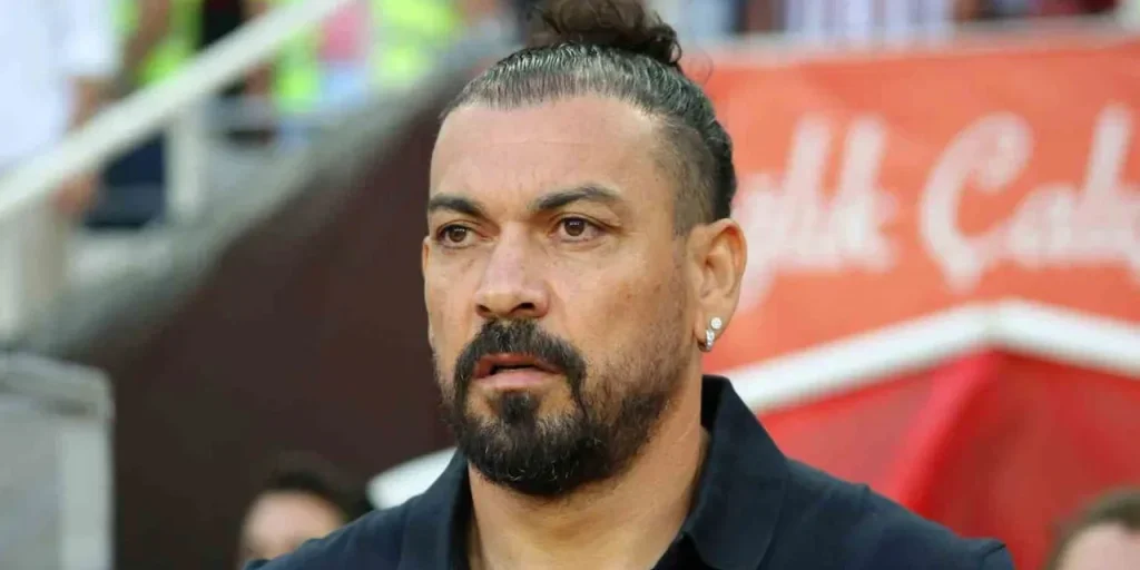 Tecnico di Sarıyer accusa interferenza: “qualcuno ha premuto il pulsante” dopo la sconfitta 2‑1 contro Çorum FK