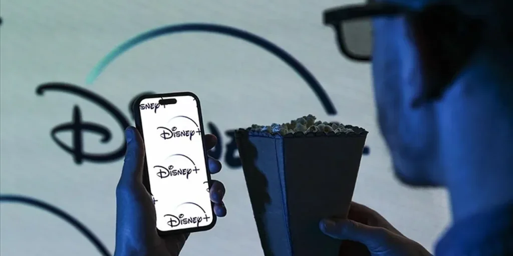 Disney investe un miliardo di dollari in OpenAI per integrare i suoi personaggi nella piattaforma Sora