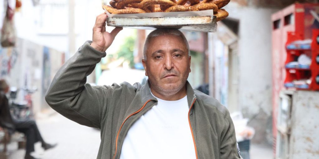 Simit tezgahından memur masasına! KPSS'de 14 yıllık azim, atamayla sonuçlandı