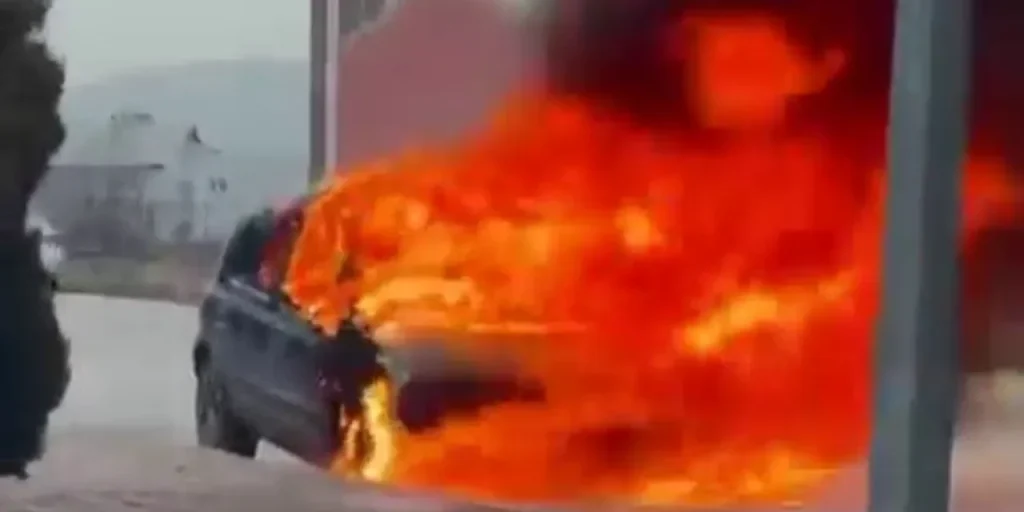 Incidente a Sivas: auto esplosa in pochi secondi