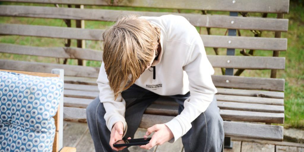 Proposta di divieto di social media per i minori in Germania, ispirata all'Australia