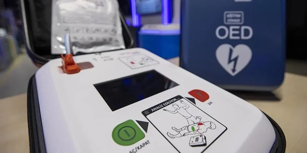 Regolamento nazionale per l'installazione di defibrillatori automatici portatili in spazi pubblici entra in vigore