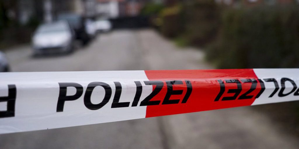 Tragedia a Solms: quattro morti e un ferito in un evento sconvolgente nella città dell'Assia