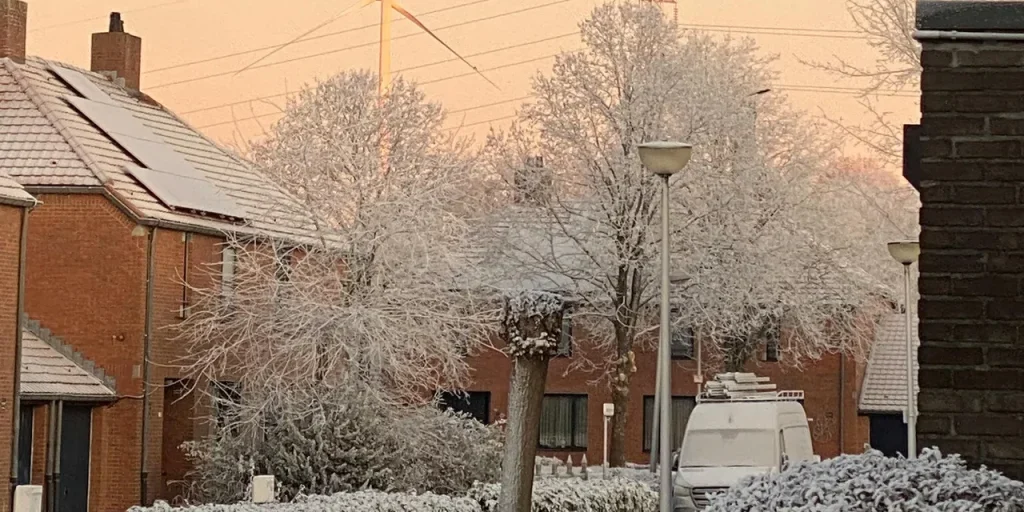 Belgio affronta ondata di freddo record: temperature a -17 °C e allarme giallo