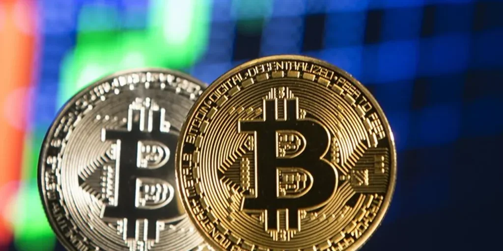 Bitcoin oltre i 90.000 dollari dopo forte rialzo